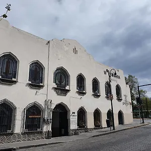 2* Hotel Hostalgia
